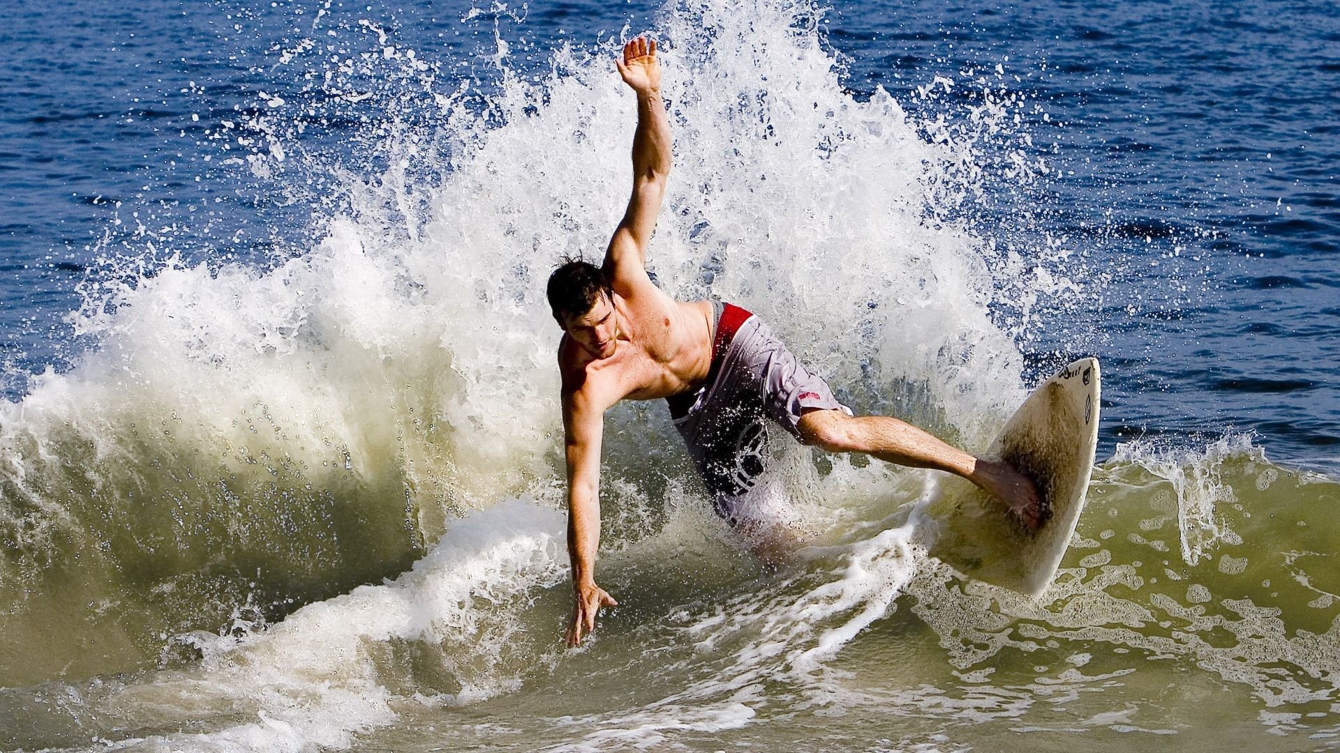 世界杯狂热夜：精彩瞬间点燃全场！，世界杯夜宵